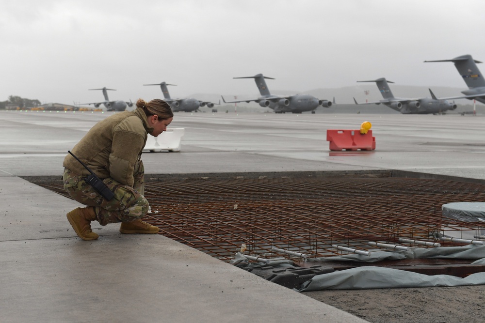Ops Never Stops: 86th OSS secures rapid mobility, professional airlift