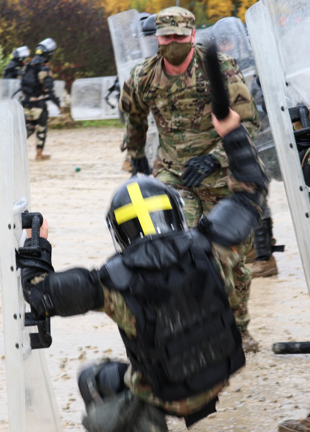 Iowa cavalry Soldiers conduct riot training