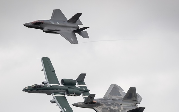 Raptor Heads International: Canada Edition