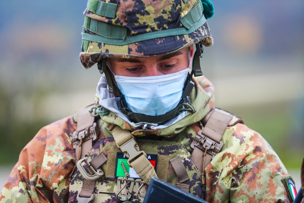 Italian Soldiers conduct Joint Patrol training during KFOR28