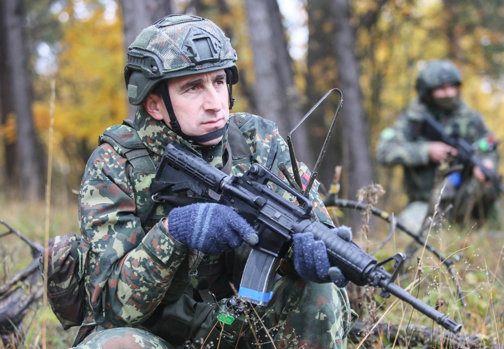 Albanian soldiers training during KFOR28