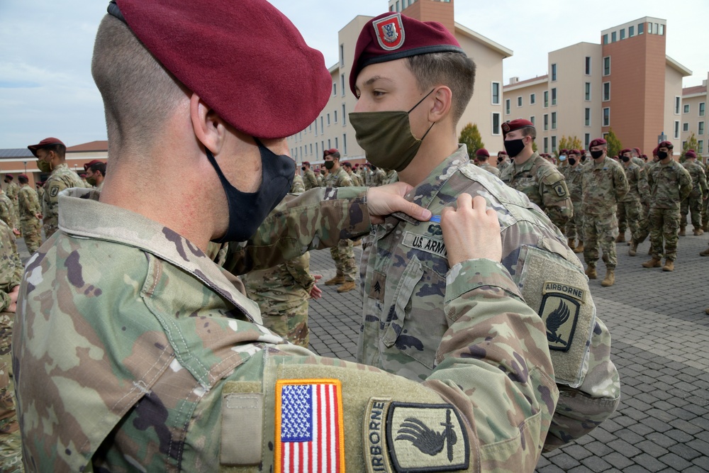 Expert Infantryman Badge (EIB) and Expert Soldier Badge (ESB) awards ceremony