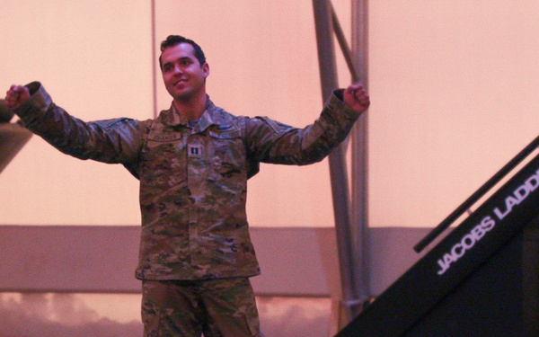 Schriever Airmen participate in intramural cornhole