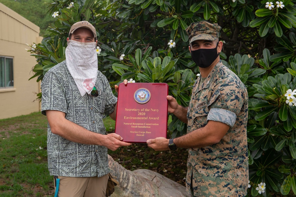 Col. Koumparakis awards base environmental