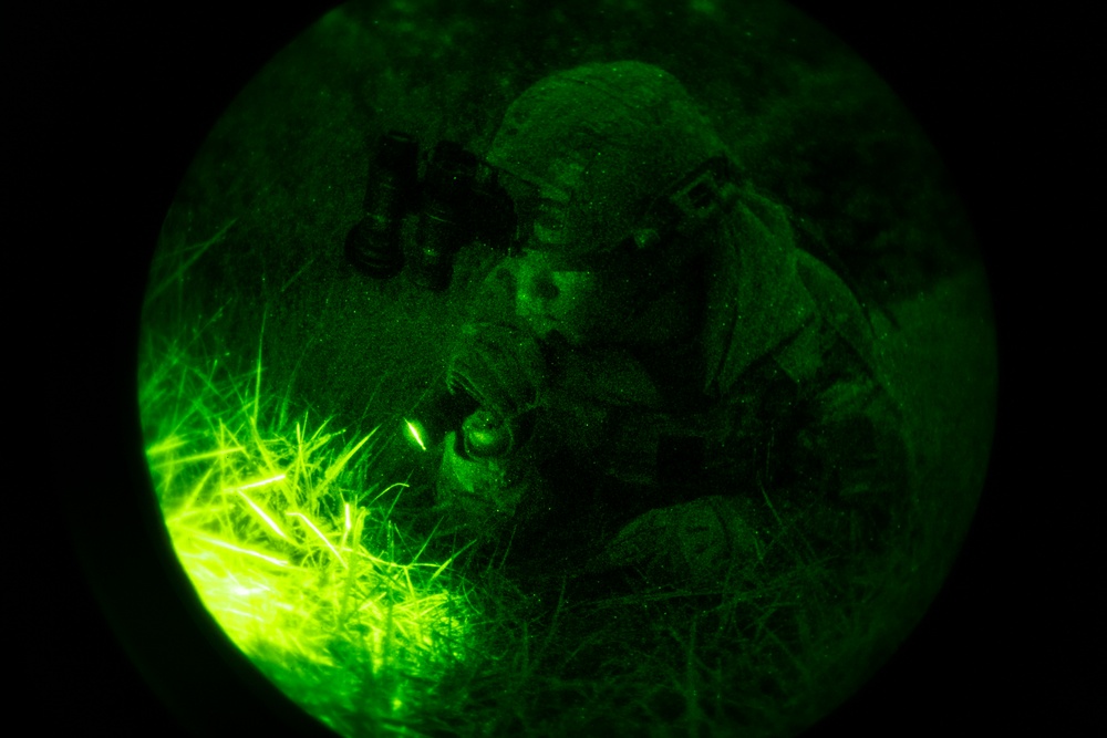 MacDill after dark: EOD, 6th SFS use NVGs for first-time joint training