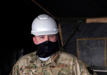 FSS Airmen set up expeditionary kitchen for Polar Force 21-1