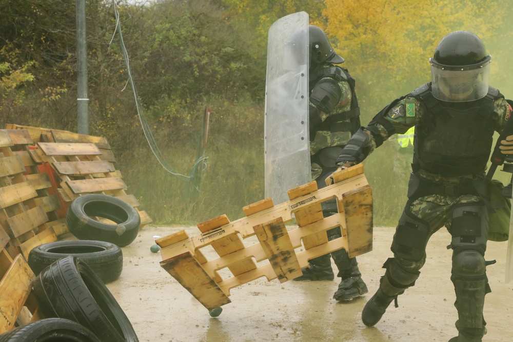 Albanian soldiers conduct freedom of movement training during KFOR28