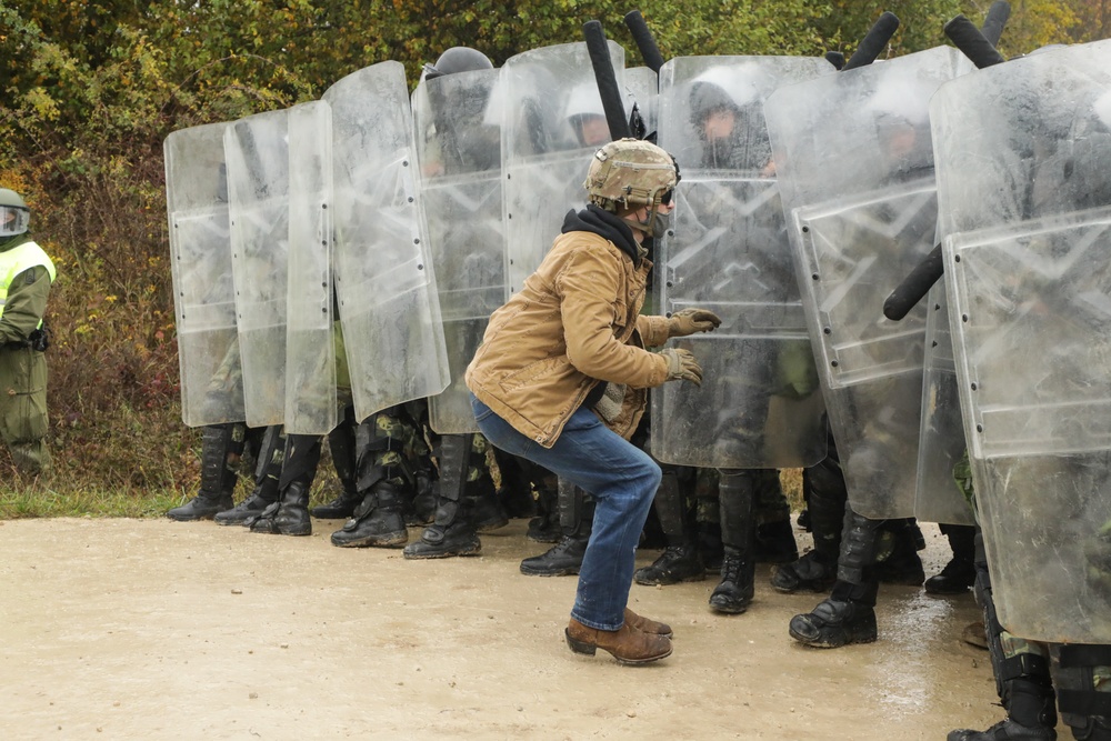 Albanian soldiers conduct freedom of movement training during KFOR28