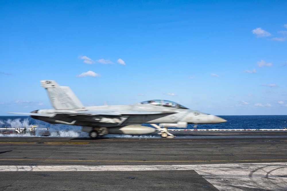 USS Ronald Reagan (CVN 76) Flight Operations