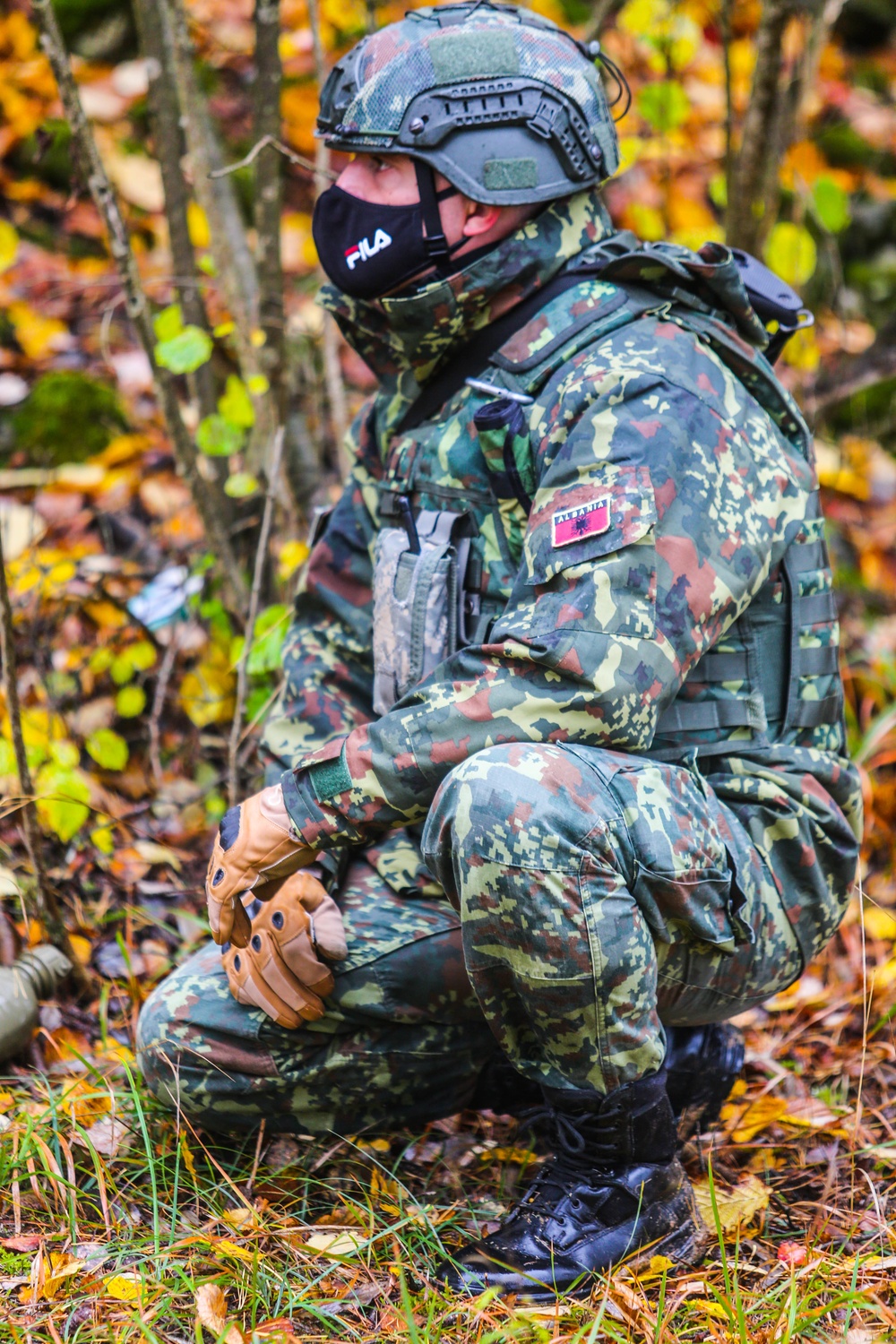 Albanian soldiers conduct patrol training during KFOR28