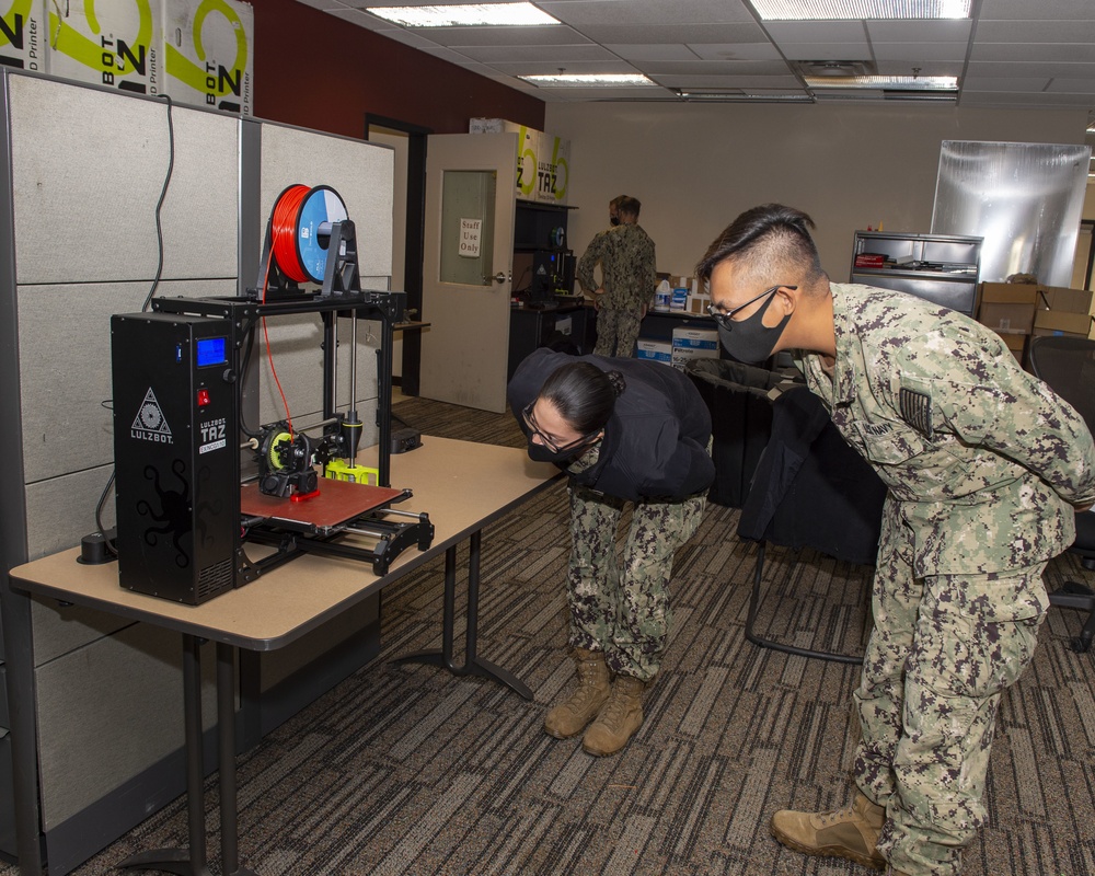 U.S. Navy Seabees with NMCB-5 Pioneer 3D Printing