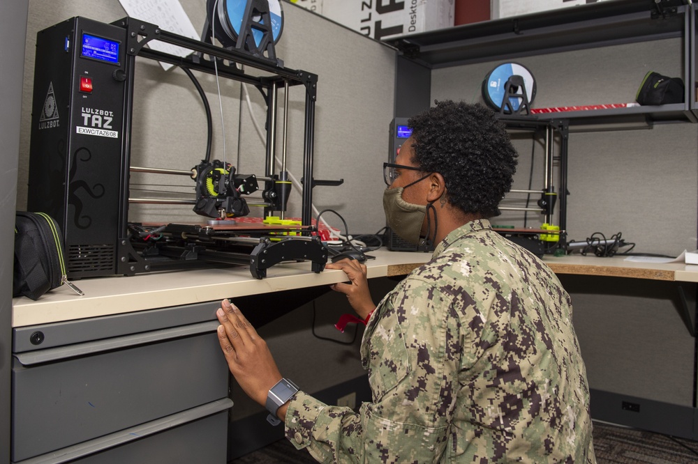 U.S. Navy Seabees with NMCB-5 Pioneer 3D Printing