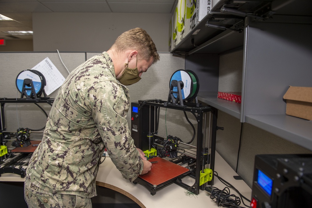 U.S. Navy Seabees with NMCB-5 Pioneer 3D Printing