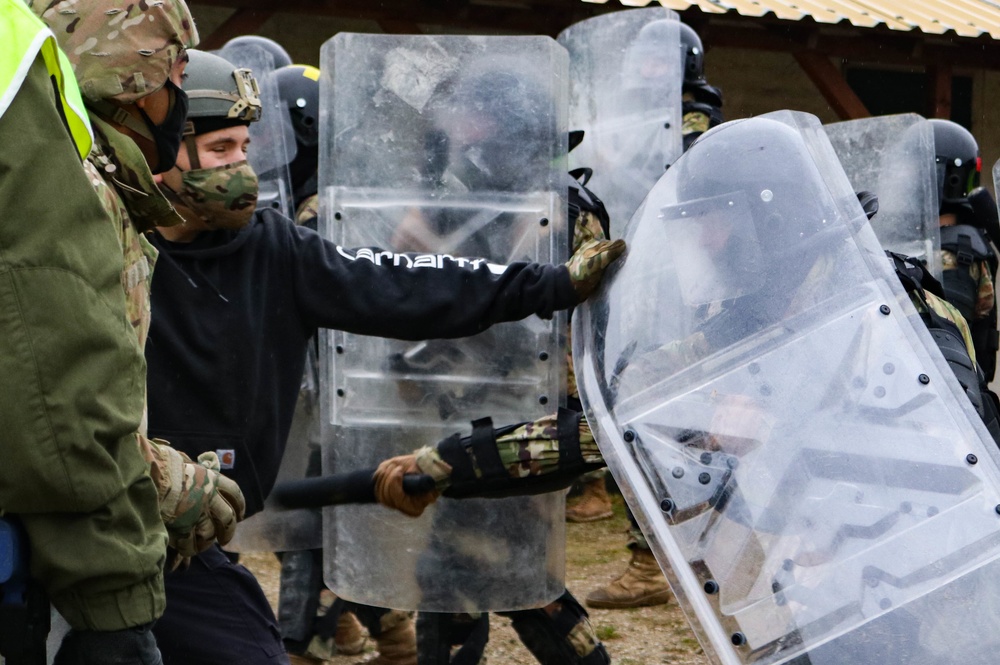 Iowa Soldier responds to realistic riot scenario at JMRC