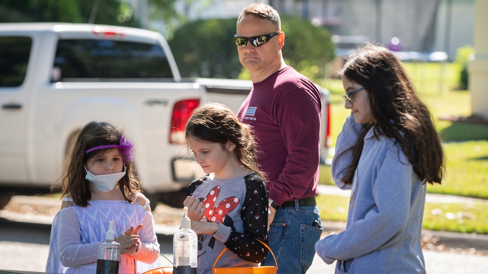 Barksdale safely enjoys Trunk or Treat