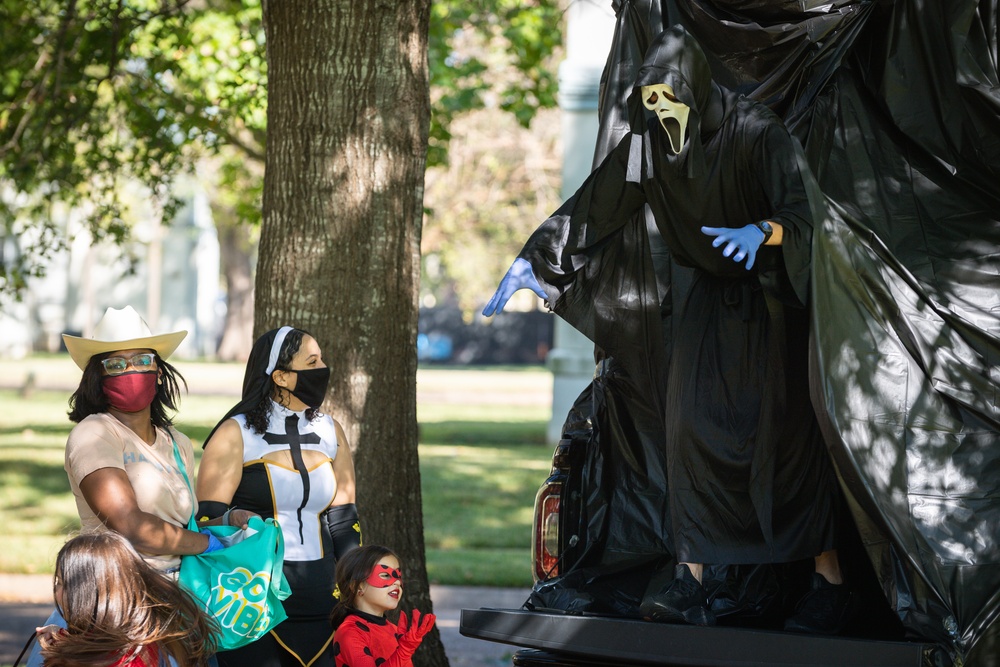 Barksdale safely enjoys Trunk or Treat