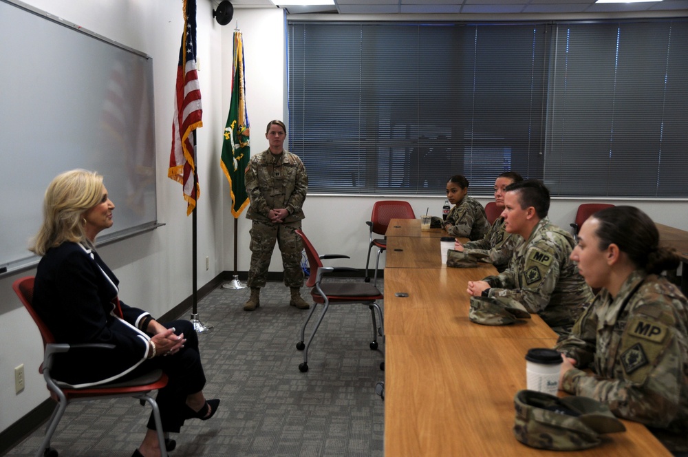 Attorney General Lynn Fitch meets with 114 MP soldiers