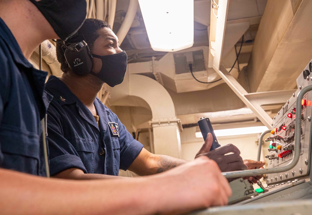 Sonar Technician Operates Control Panel for ASW Exercises during Keen Sword 21