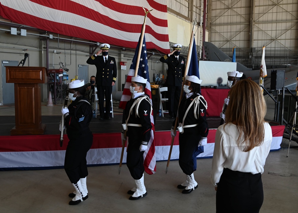 Naval Air Station Sigonella Executive Officer Retires