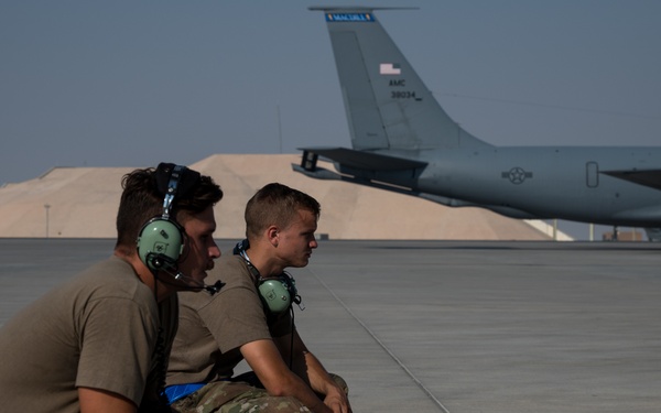 KC-135 fuels training in the air in CENTCOM