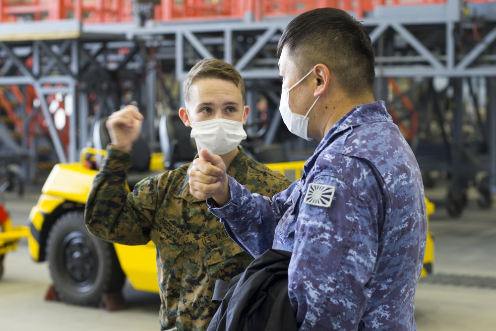 Keen Sword 2021: JMSDF and U.S. Marines Work Together