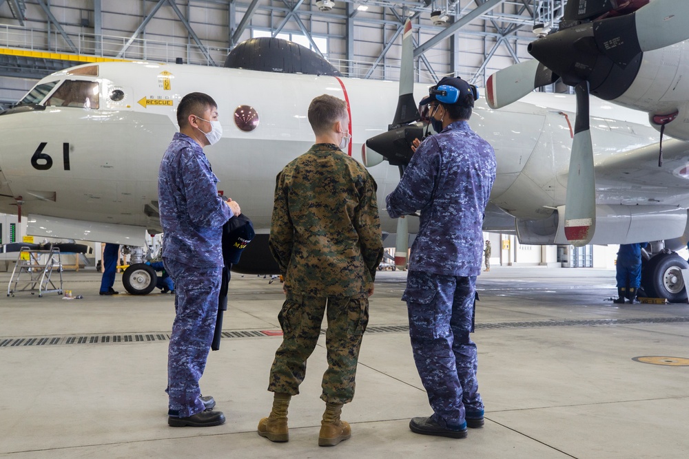 Keen Sword 2021: JMSDF and U.S. Marines Work Together