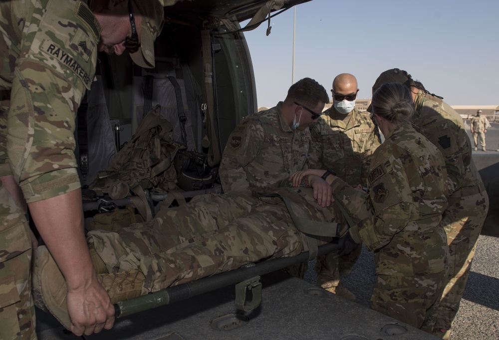 Get to the choppa! ASAB medics train on a Black Hawk