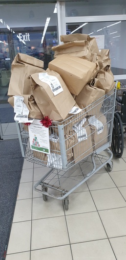 Community makes sure holidays are bright for all