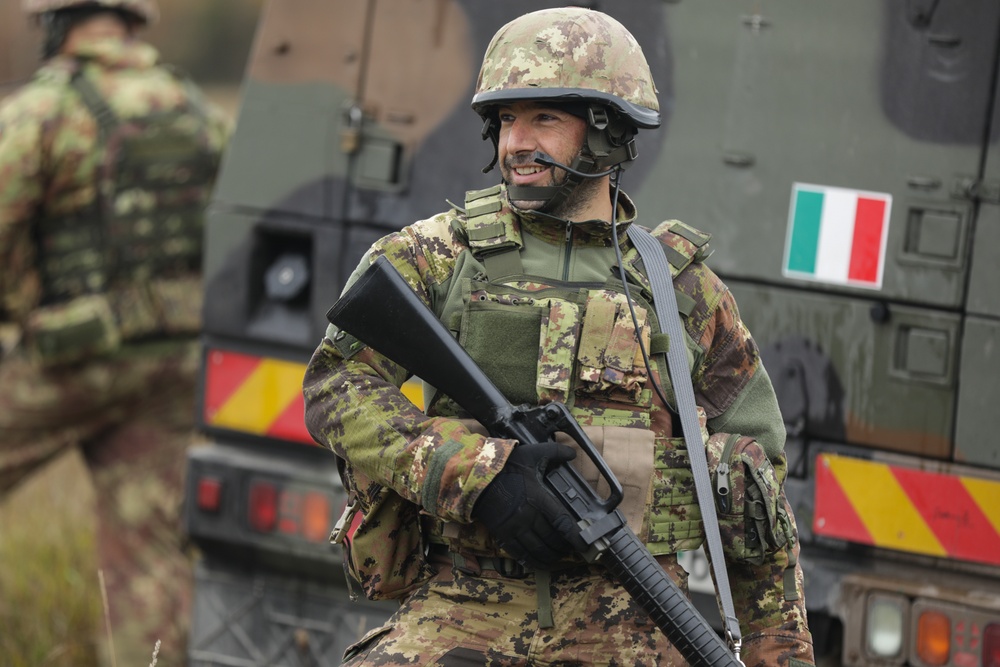 Italian Soldiers Patrol training during KFOR28