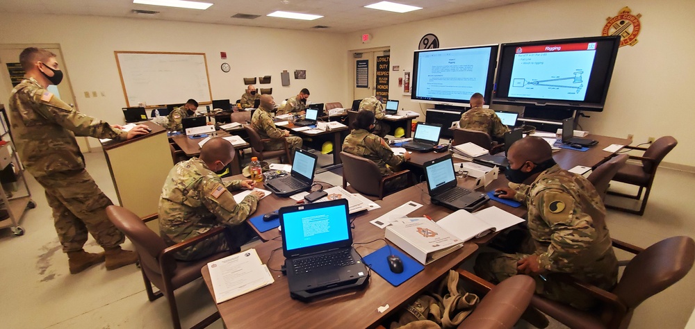 Fort McCoy RTS-Maintenance holds first classes of fiscal year 2021