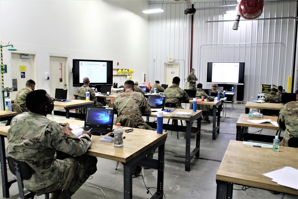 Fort McCoy RTS-Maintenance holds first classes of fiscal year 2021