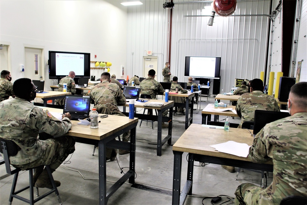 Fort McCoy RTS-Maintenance holds first classes of fiscal year 2021