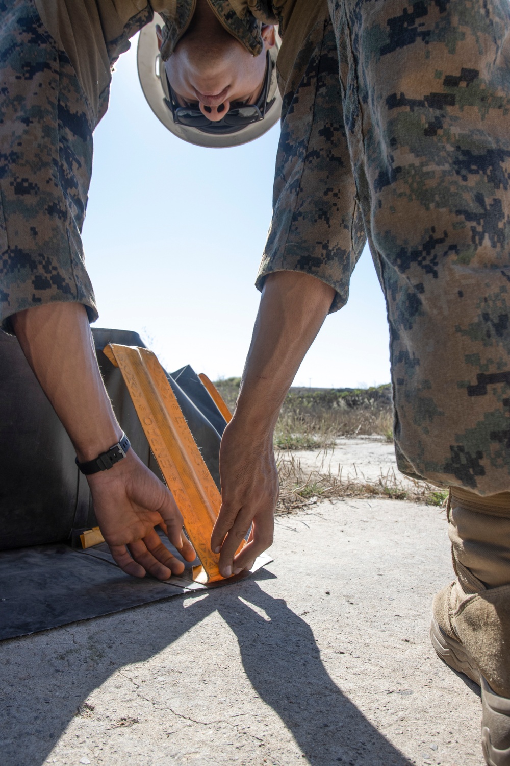 15th MEU Marines rehearse FARP set-up