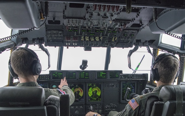 Hurricane Hunters fly Eta