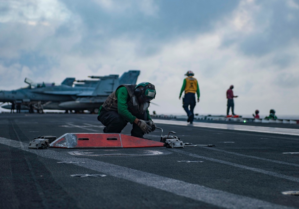 USS Ronald Reagan (CVN 76) Flight Operations During Keen Sword