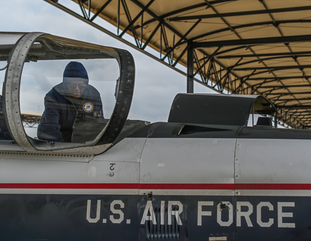 Civilian maintainers: an integral part of AF mission