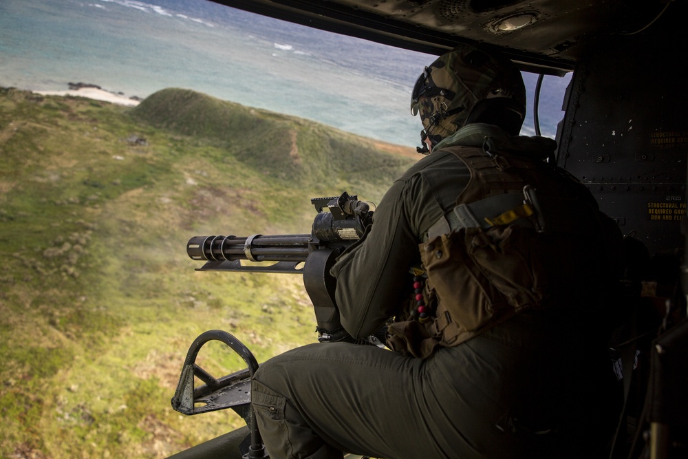 HMLA-469 Conducts Live-Fire Training