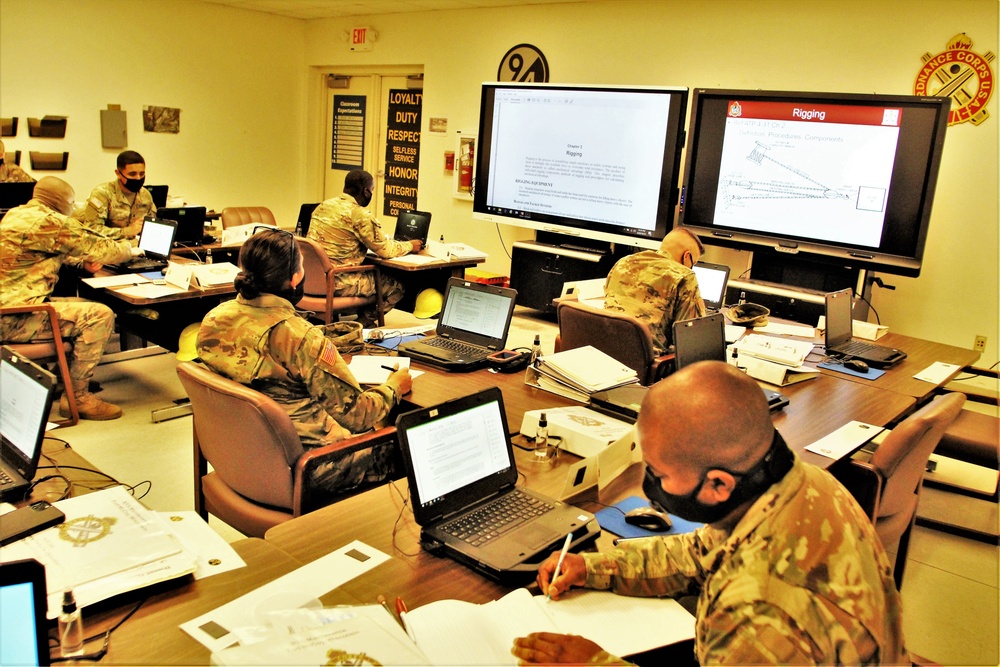 Fort McCoy RTS-Maintenance holds first classes of fiscal year 2021