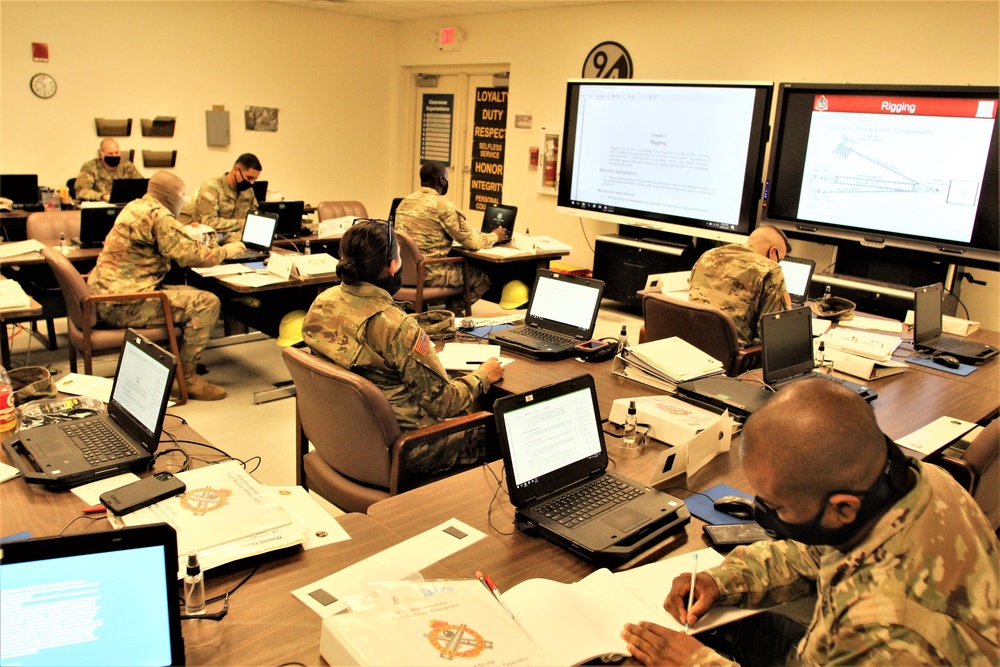 Fort McCoy RTS-Maintenance holds first classes of fiscal year 2021