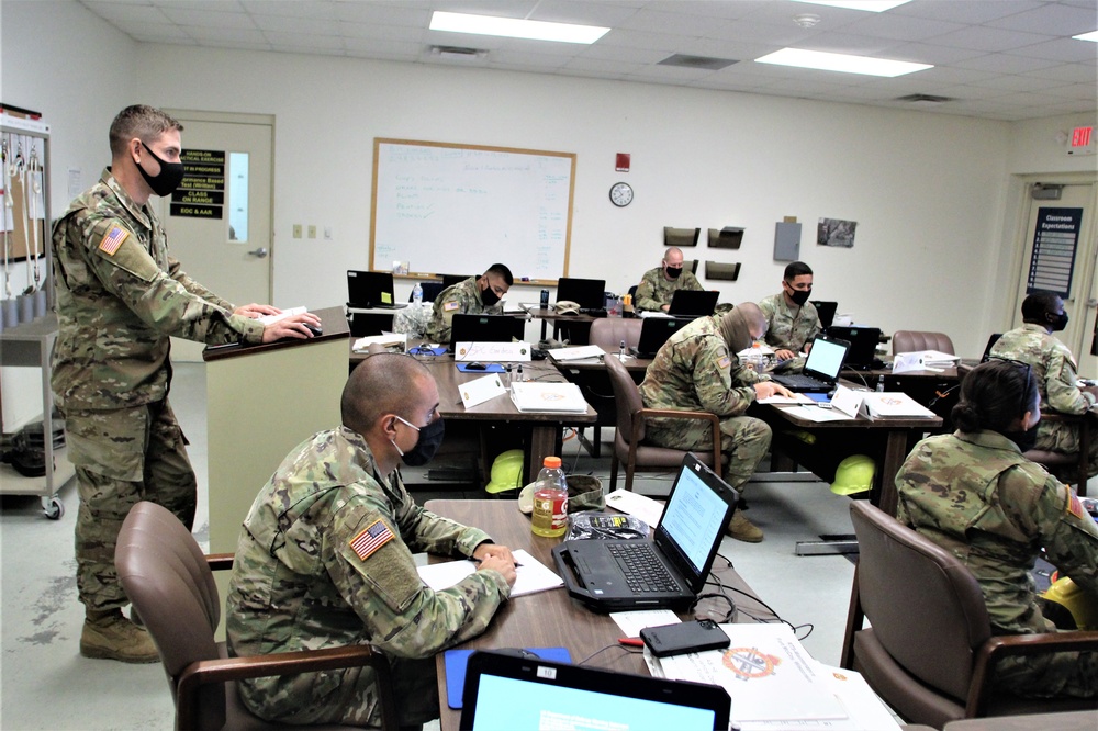 Fort McCoy RTS-Maintenance holds first classes of fiscal year 2021