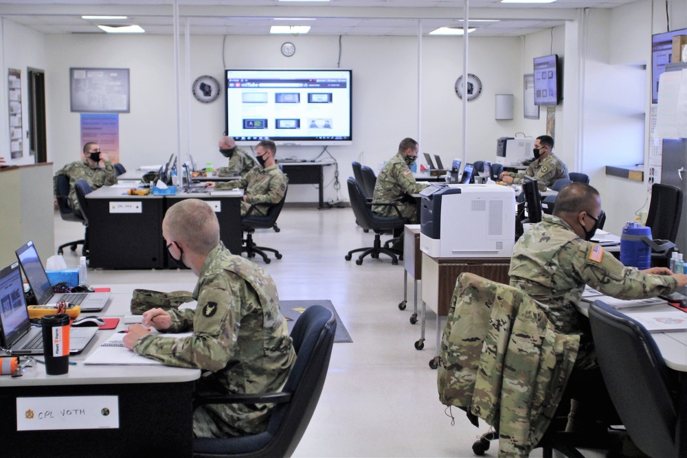 Fort McCoy RTS-Maintenance holds first classes of fiscal year 2021