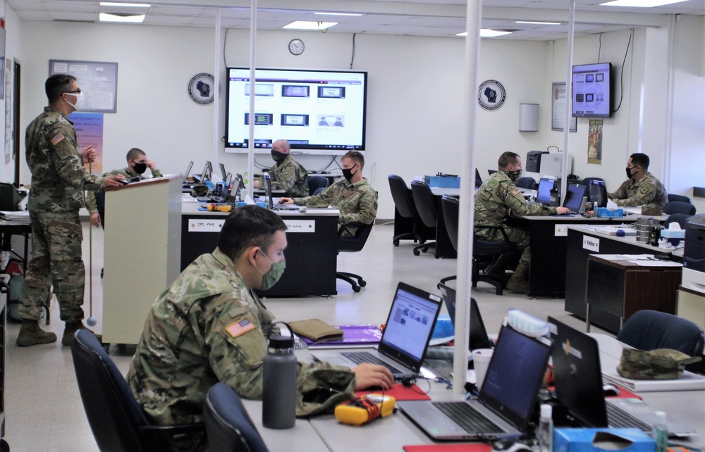 Fort McCoy RTS-Maintenance holds first classes of fiscal year 2021