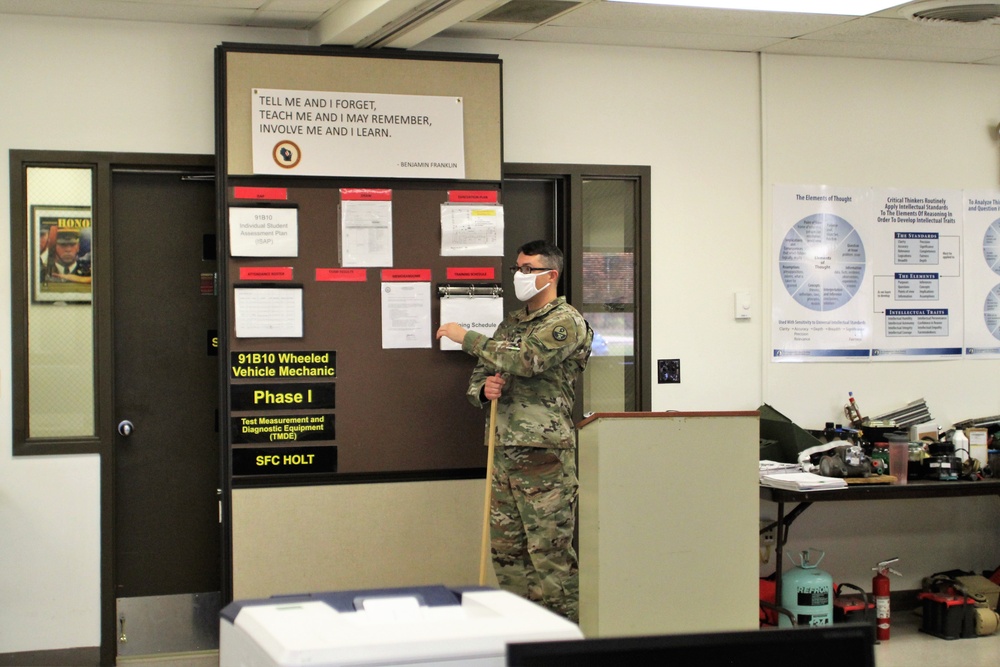 Fort McCoy RTS-Maintenance holds first classes of fiscal year 2021