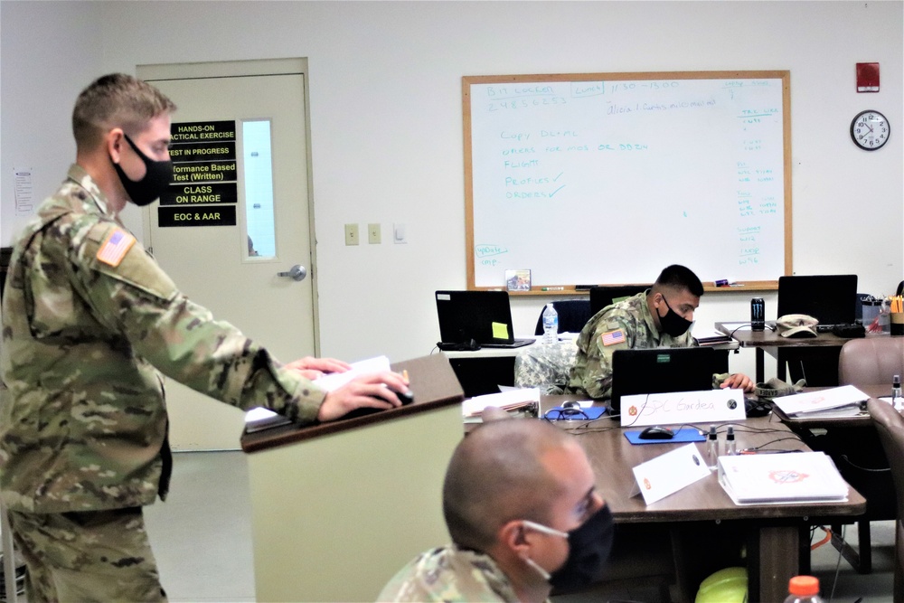 Fort McCoy RTS-Maintenance holds first classes of fiscal year 2021