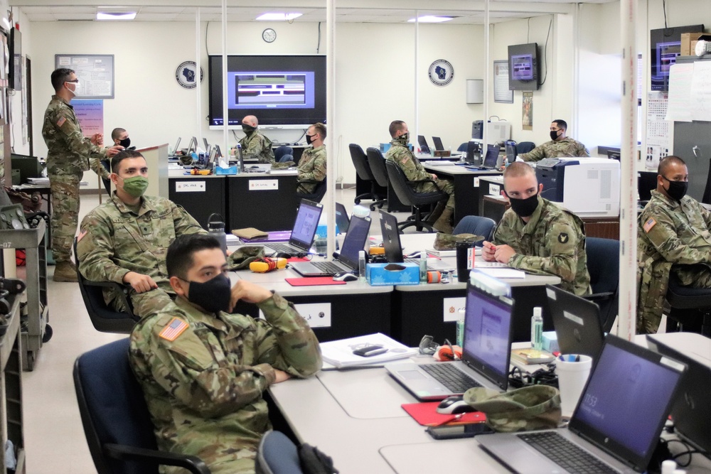 Fort McCoy RTS-Maintenance holds first classes of fiscal year 2021