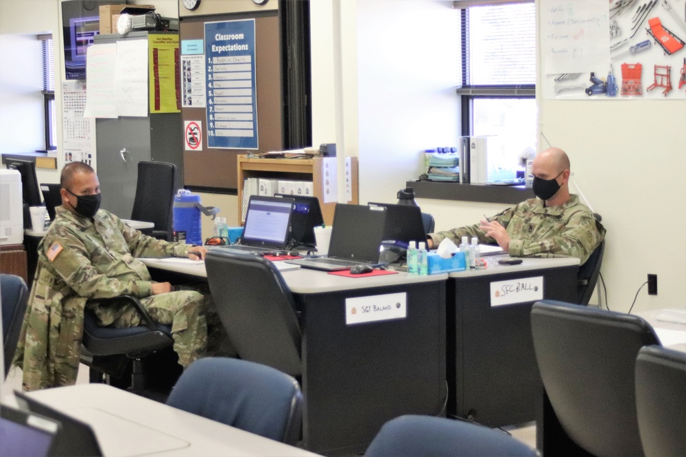 Fort McCoy RTS-Maintenance holds first classes of fiscal year 2021