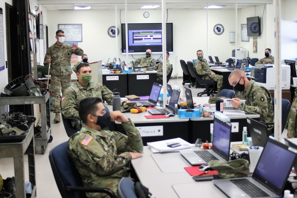 Fort McCoy RTS-Maintenance holds first classes of fiscal year 2021