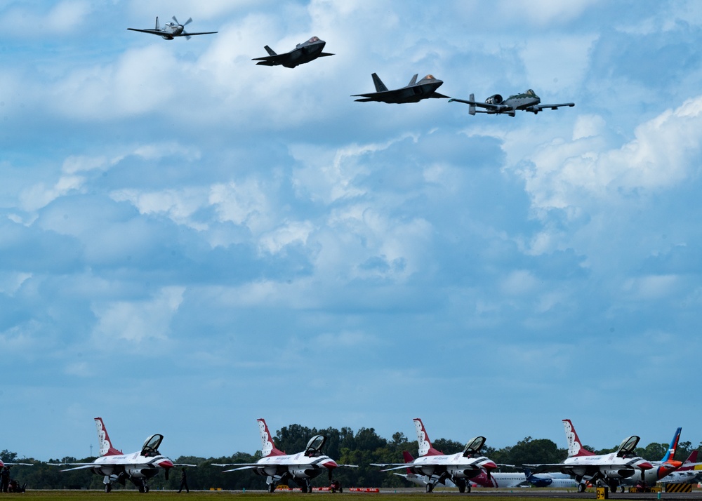 F-35 Demonstration Team flies at the 2020 Space and Air Show