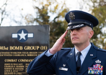 U.S. Airmen and U.K. commander commemorate Remembrance Sunday
