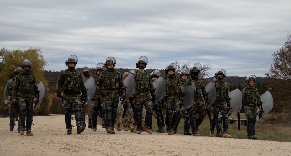 Italian Soldiers negotiate access